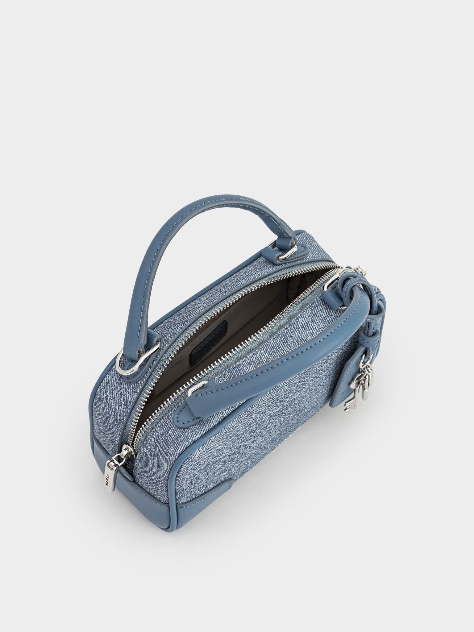 Túi Xách Tay Mini Dáng Hộp Lock Chic Size 19