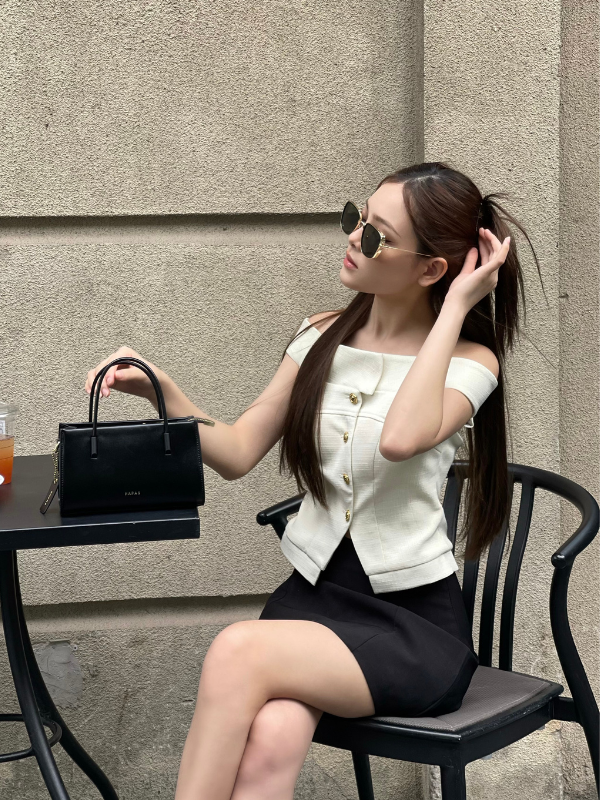 Túi HAPAS Xách Tay Phủ Màu Tag Vuông Size 21