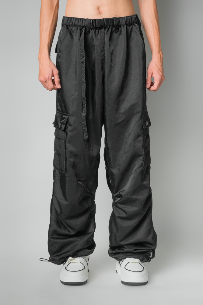 XF BACKTOSTREETZ NYLON CARGO PANTS IN BLACK