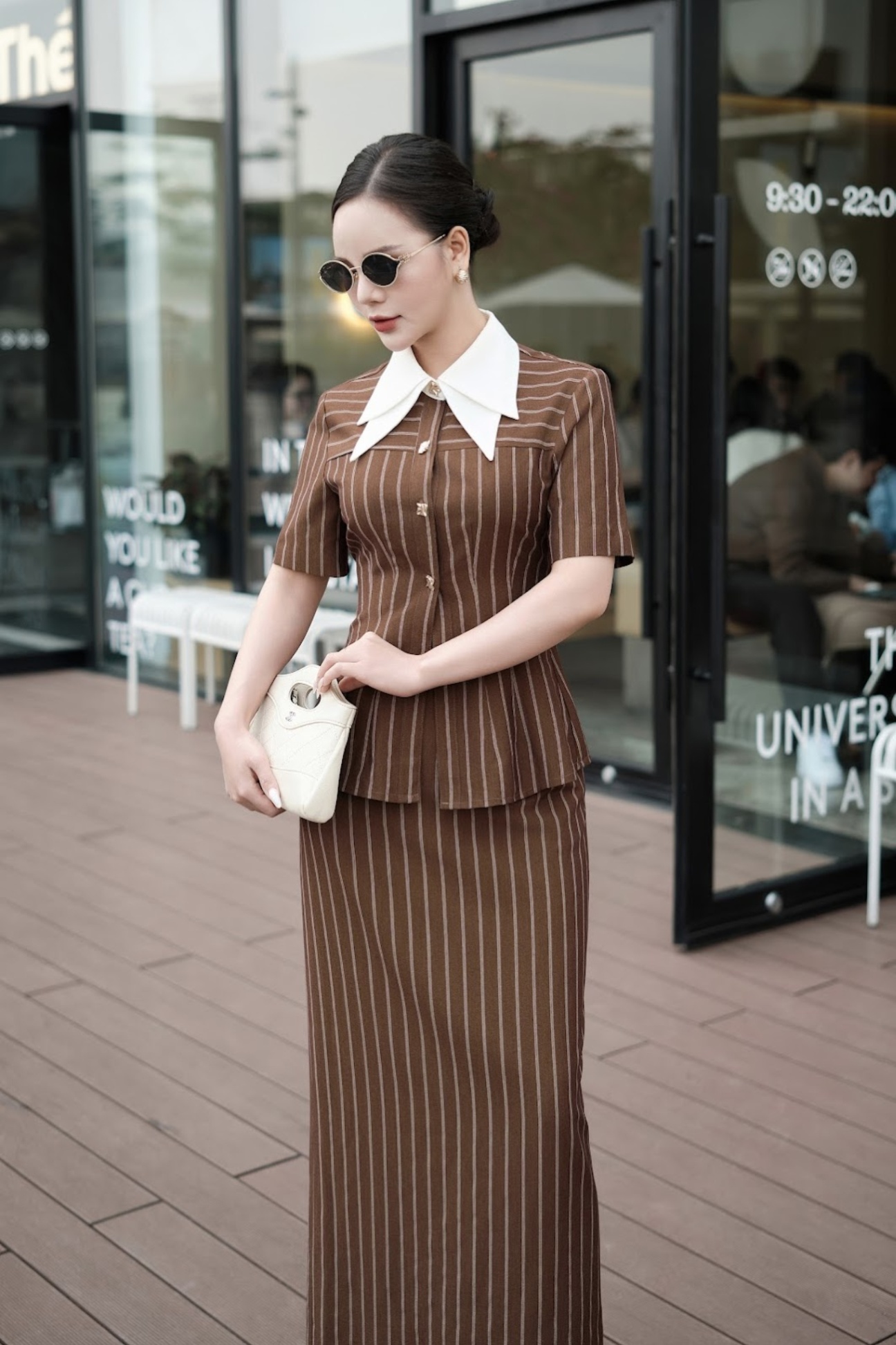 Set bộ vest nâu kẻ