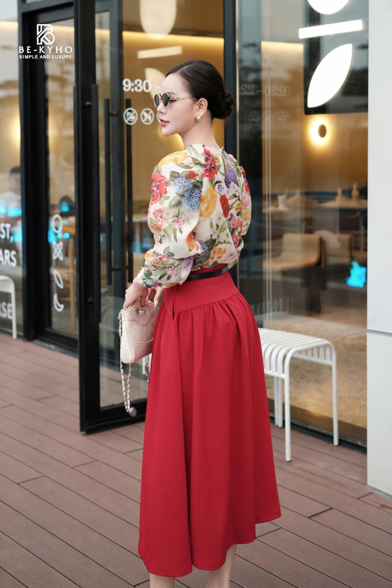 Sơ mi hoa ngũ sắc
