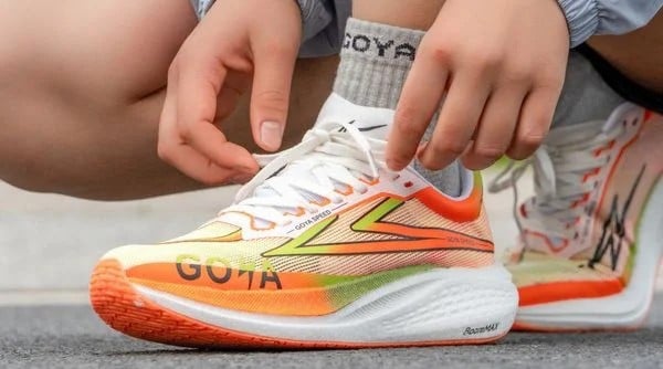 Hướng dẫn cách chọn giày chạy bộ chuẩn từ chuyên gia