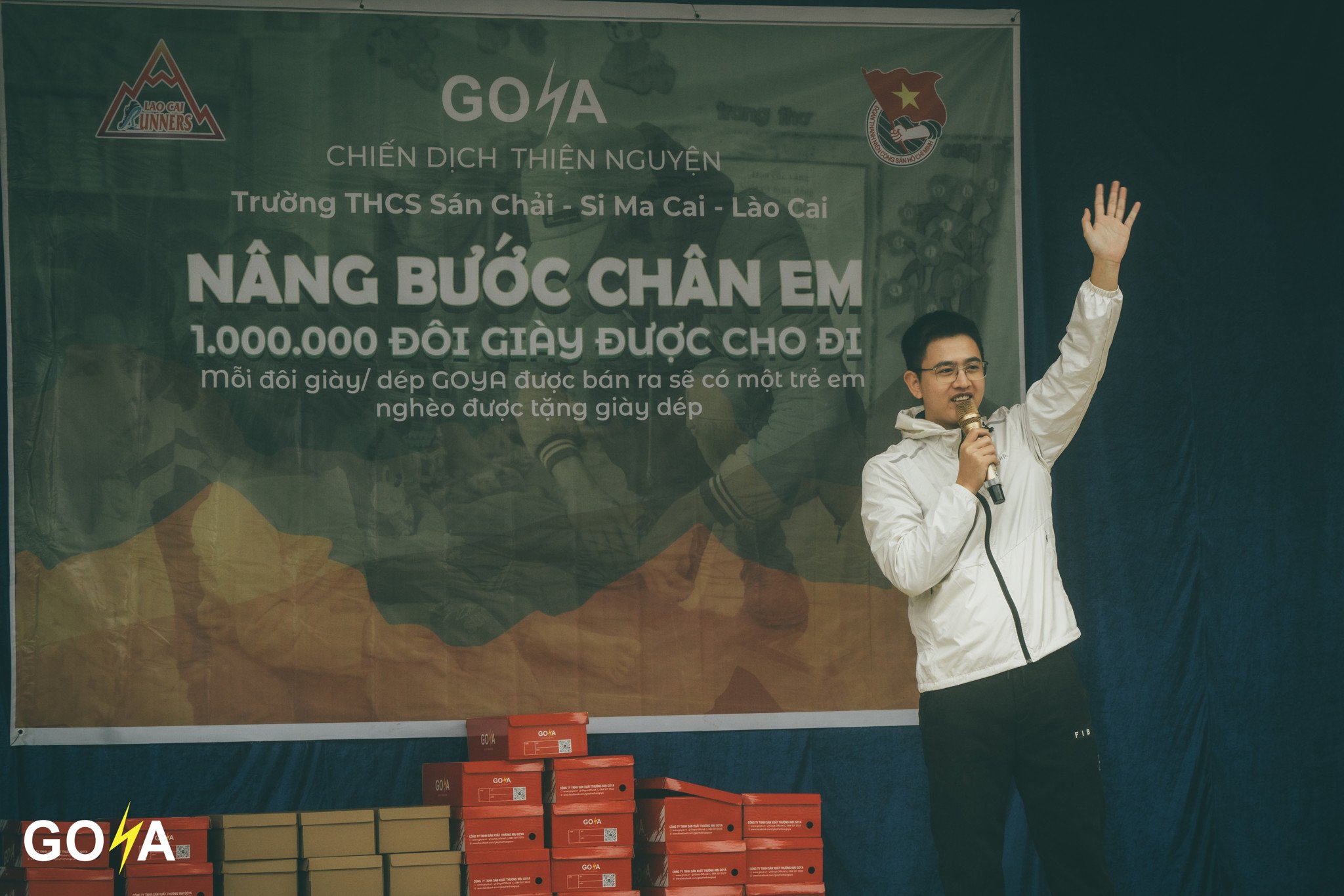 NÂNG BƯỚC CHÂN EM: HÀNH TRÌNH YÊU THƯƠNG TẠI TRƯỜNG THCS SÁN CHẢI