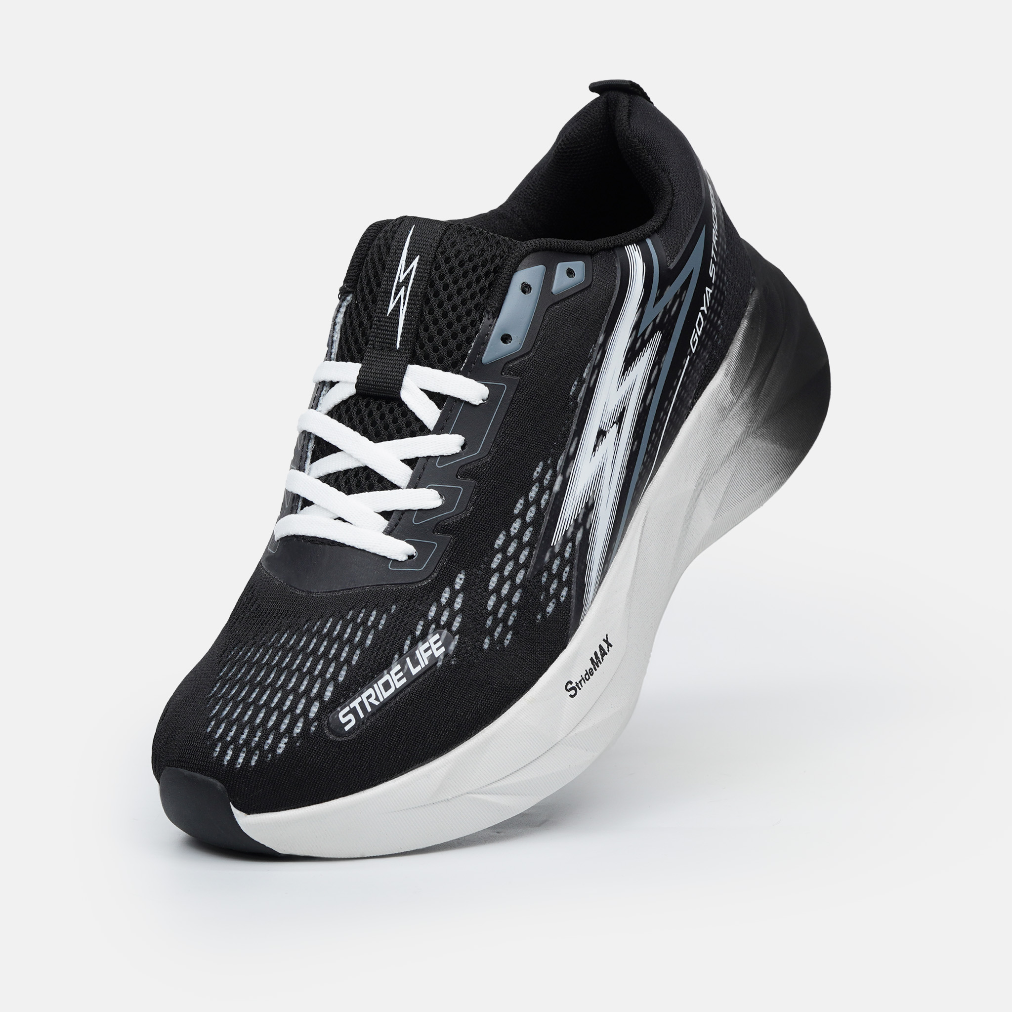 GIÀY CHẠY BỘ GOYA STRIDES 3 - ĐEN TRẮNG