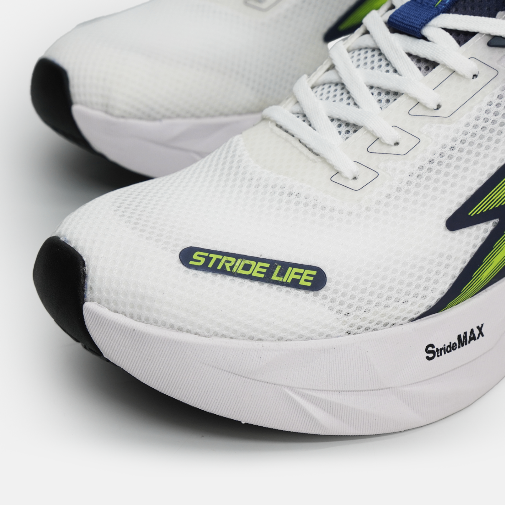 GIÀY CHẠY BỘ GOYA STRIDES 3 - XÁM NEON