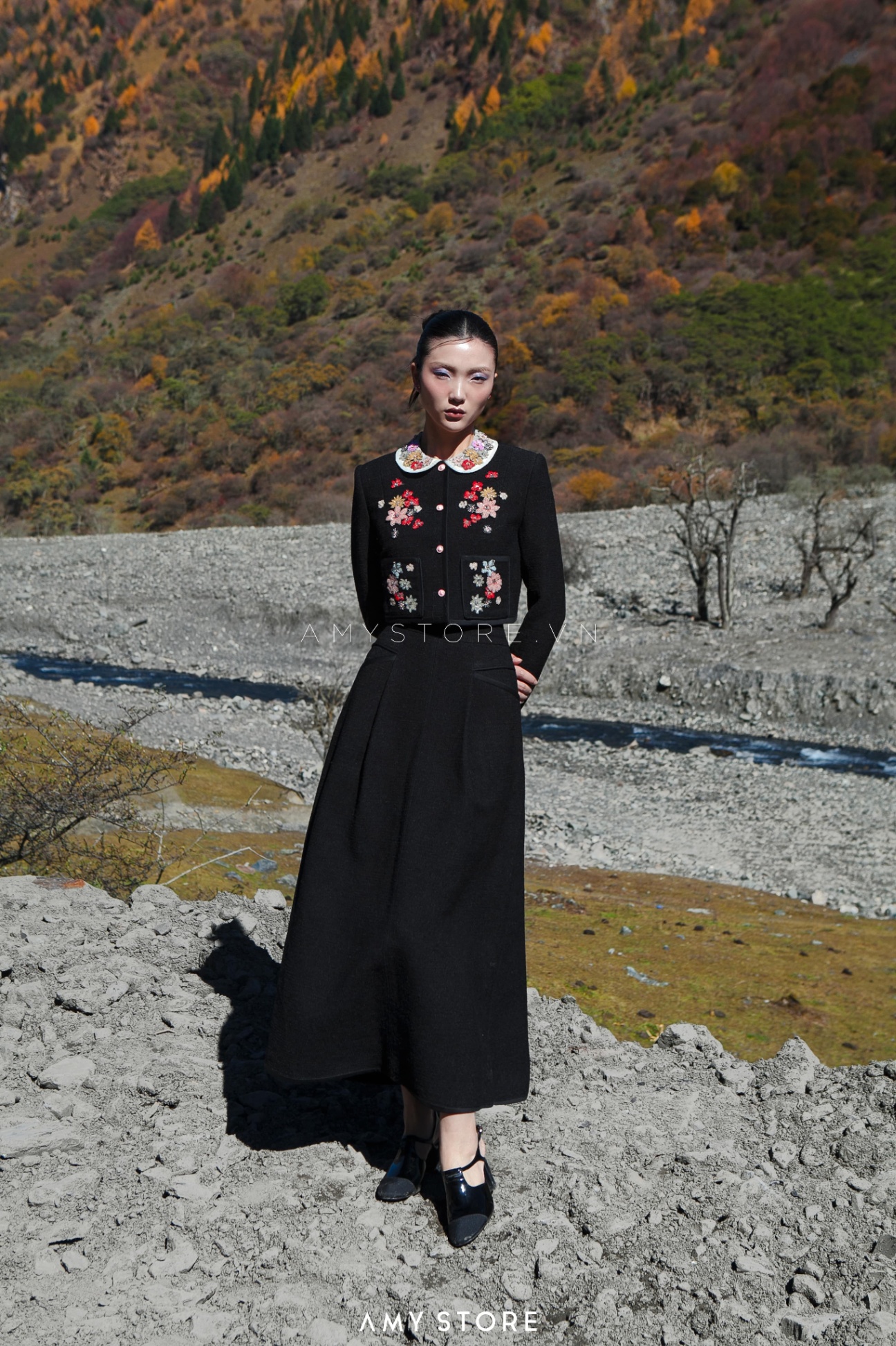 Set dạ tweed đính hoa màu chân A dài