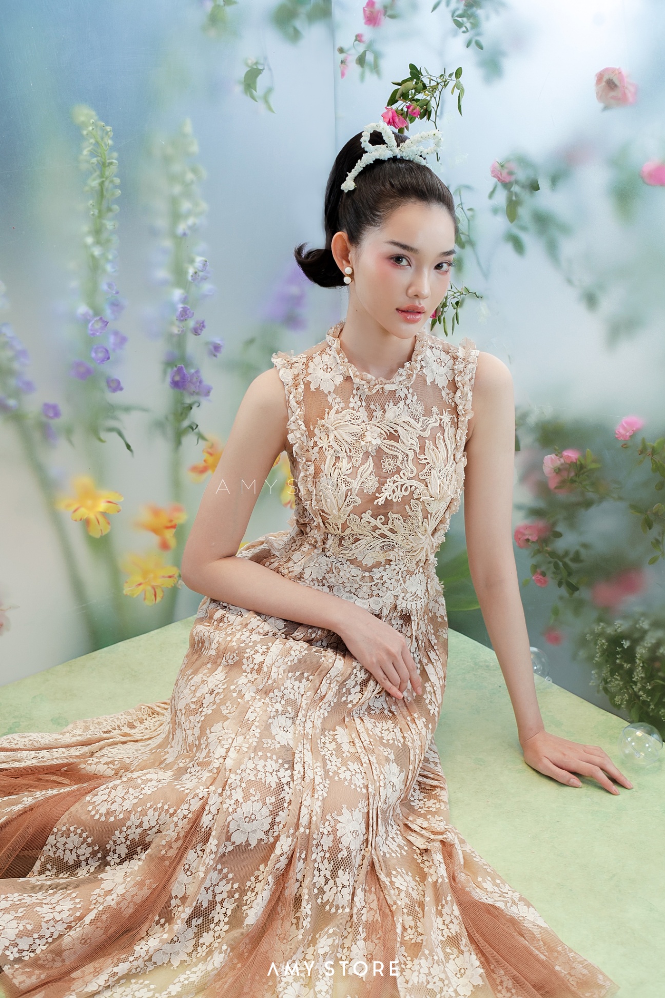 Váy ren lưới xếp ly xoè múi rủ