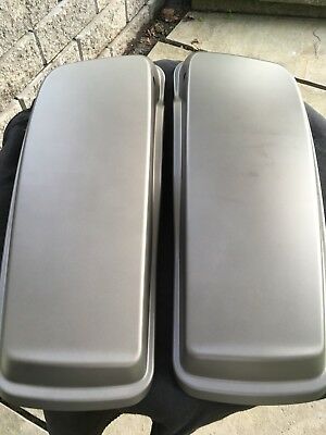HL NẮP THÙNG CỐP SAU BÊN PHẢI MÀU BẠC 2011 STREET GLIDE
