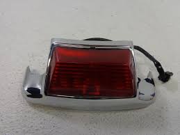 MÕM RÈ TRƯỚC HIỆU HD XE ROAD KING ĐỜI 2003