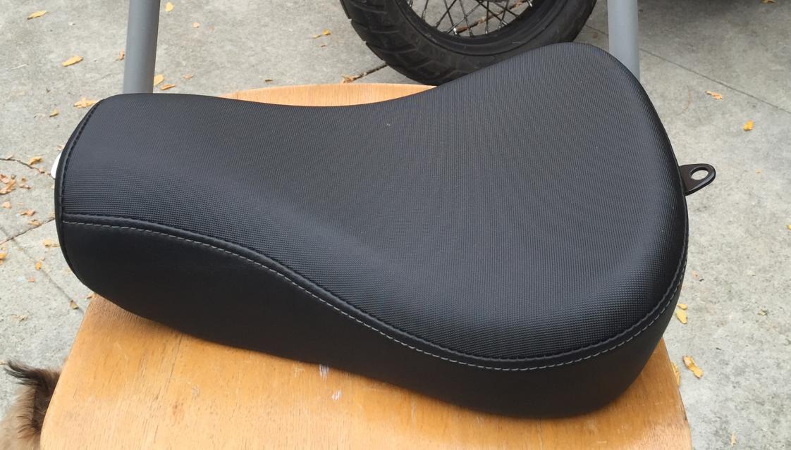 HL YÊN ZIN CŨ 48 MÀU ĐEN LẮP CHO XE SPORTSTER ĐỜI 14 VỀ TRƯỚC