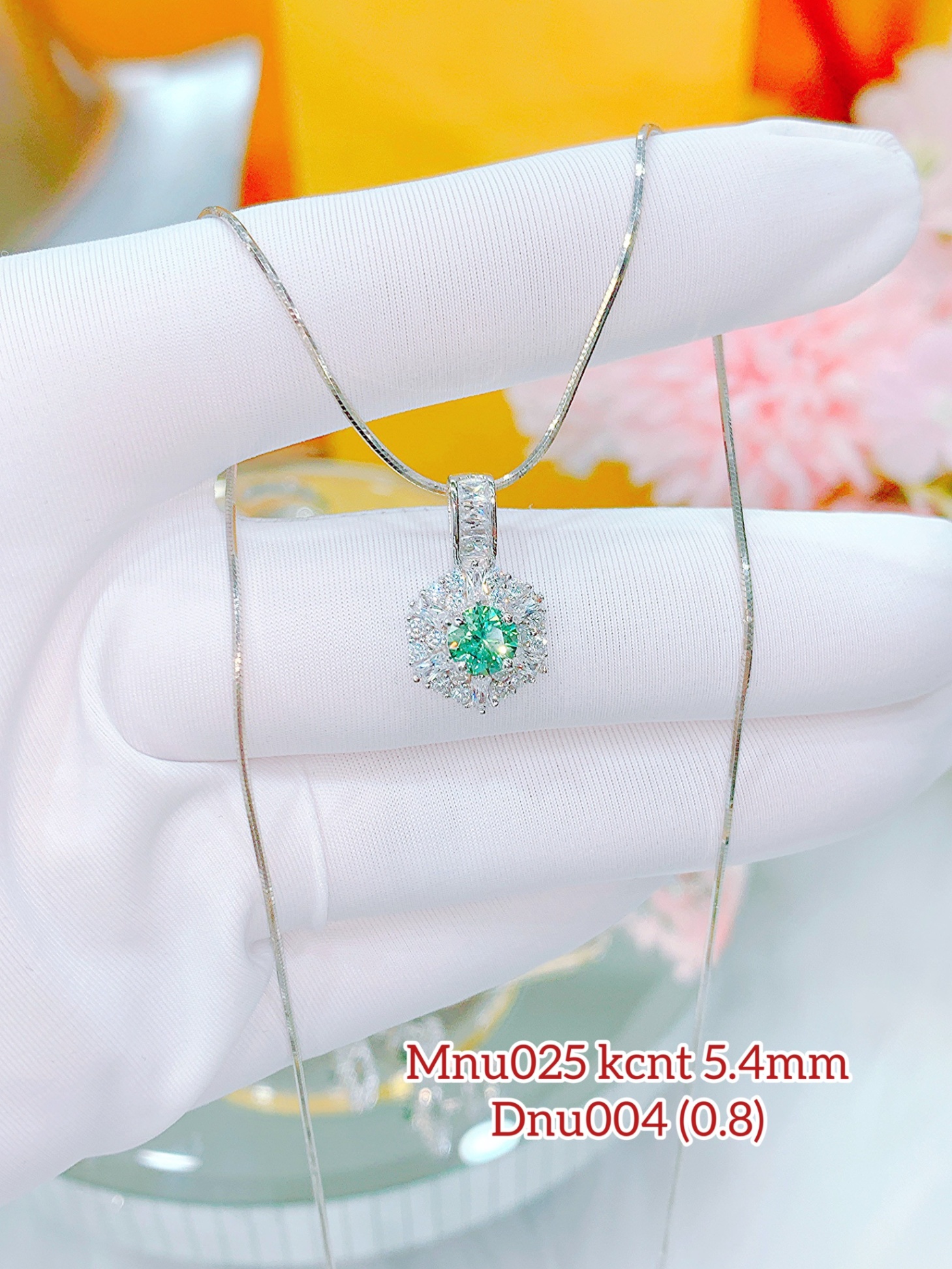 Mnu025 chủ kcnt 5.4mm xanh lá dnu004 (0.6)