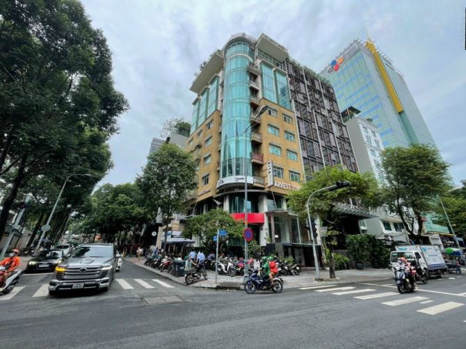 BÁN GẤP TÀI SẢN SIÊU VỊ TRÍ GÓC 2 MẶT TIỀN NGUYỄN VĂN THỦ, QUẬN 1 – HẦM + 9 TẦNG, THU NHẬP 390 TRIỆU/THÁNG