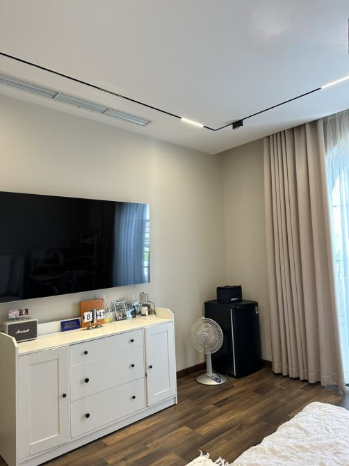 BÁN NHÀ HẺM XE HƠI 351 LÊ VĂN SỸ, P.13, QUẬN 3 – DT 4,3x20M – 4 LẦU – GIÁ CHỈ 21 TỶ TL