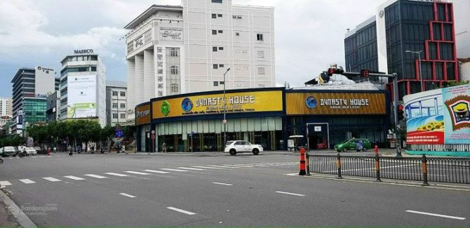 BÁN SIÊU GÓC 2 MẶT TIỀN NGUYỄN VĂN TRỖI – HUỲNH VĂN BÁNH, PHÚ NHUẬN – 25x52M – GIÁ 790 TỶ – SHOWROOM LỚN NHẤT KHU VỰC