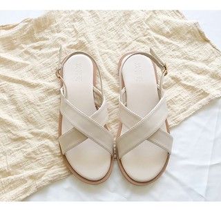 Sandal Quai Chéo