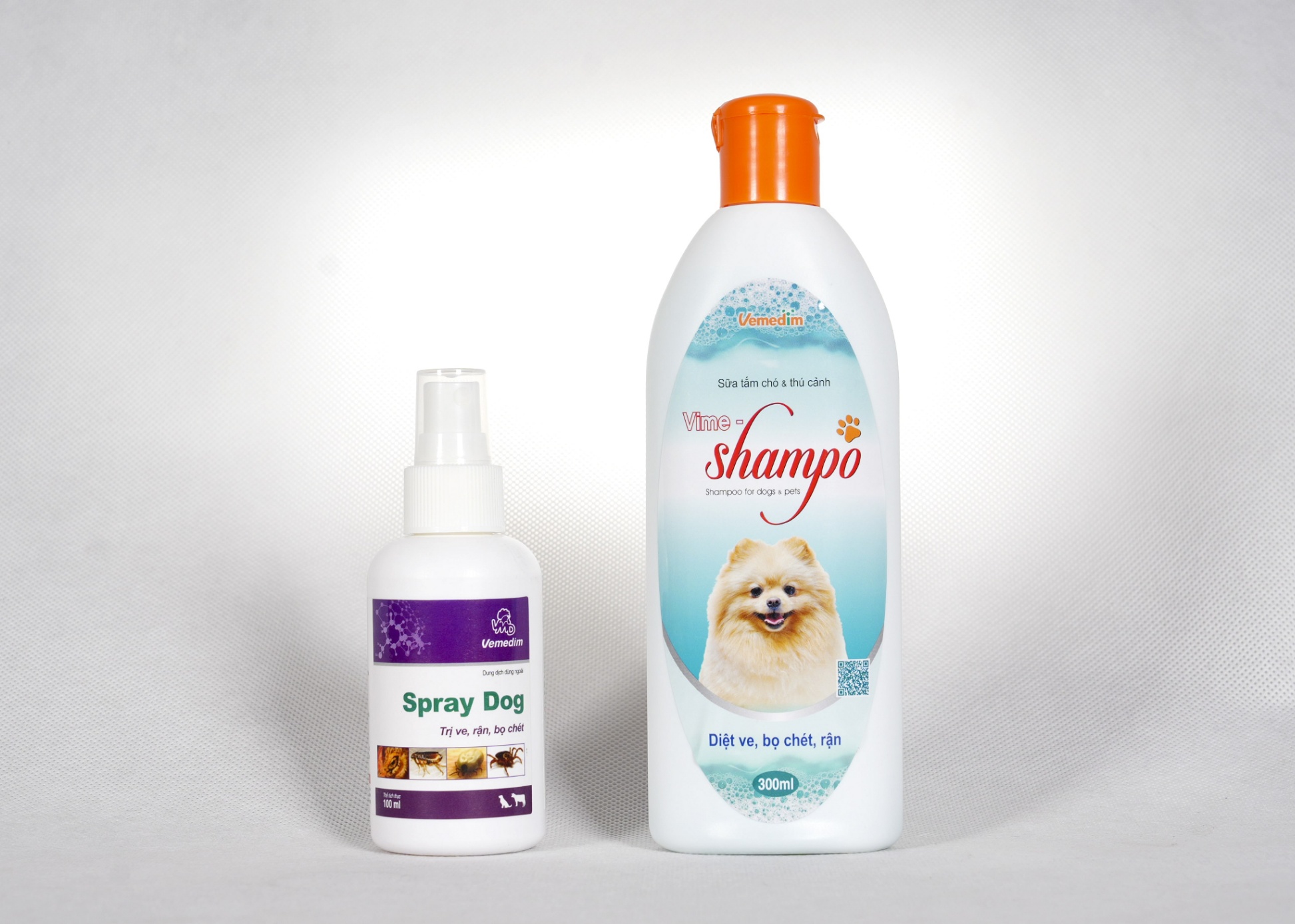 Combo chai sữa tắm và chai xịt ve rận, bọ chét trên chó