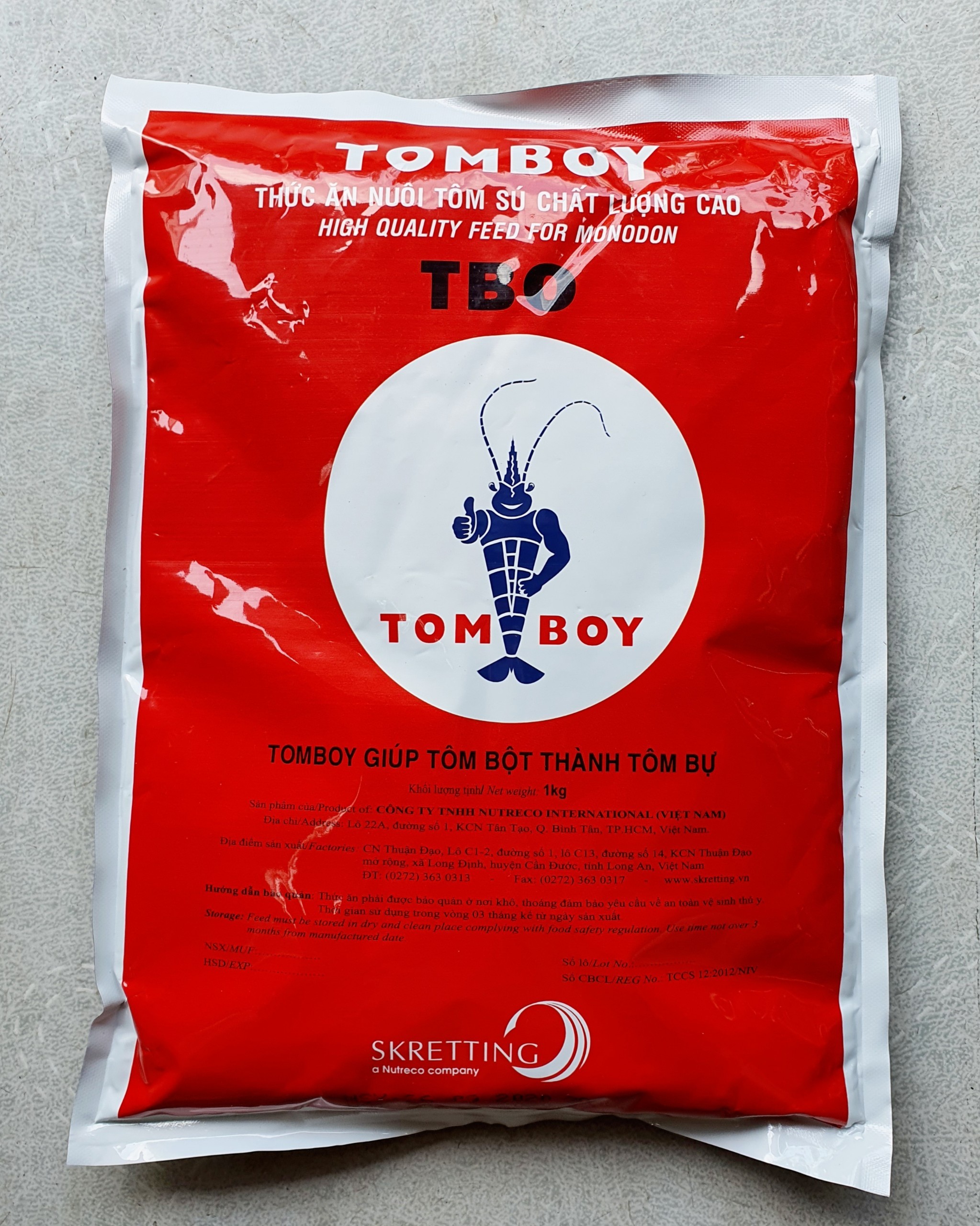 Cám TOMBOY 0 Dạng Chìm - Thức Ăn Cao Cấp Cho Cá, Tôm 1kg