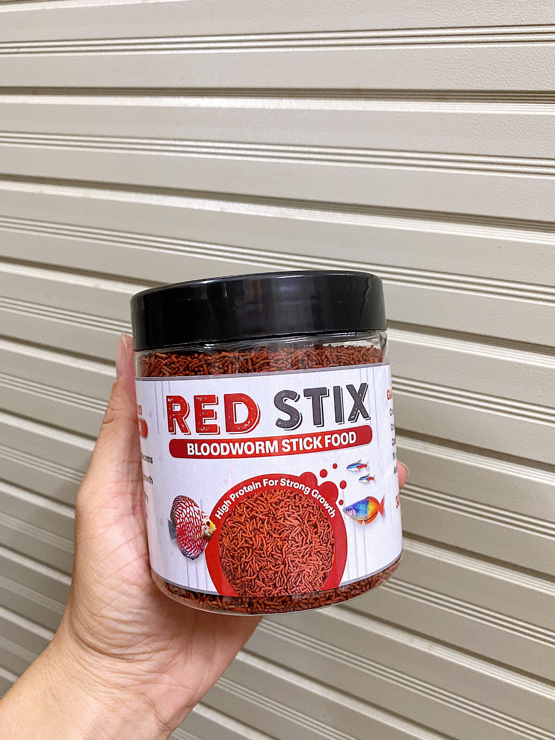 Cám Trùng Huyết Sợi RED STIX 300G Thức ăn cho cá cảnh