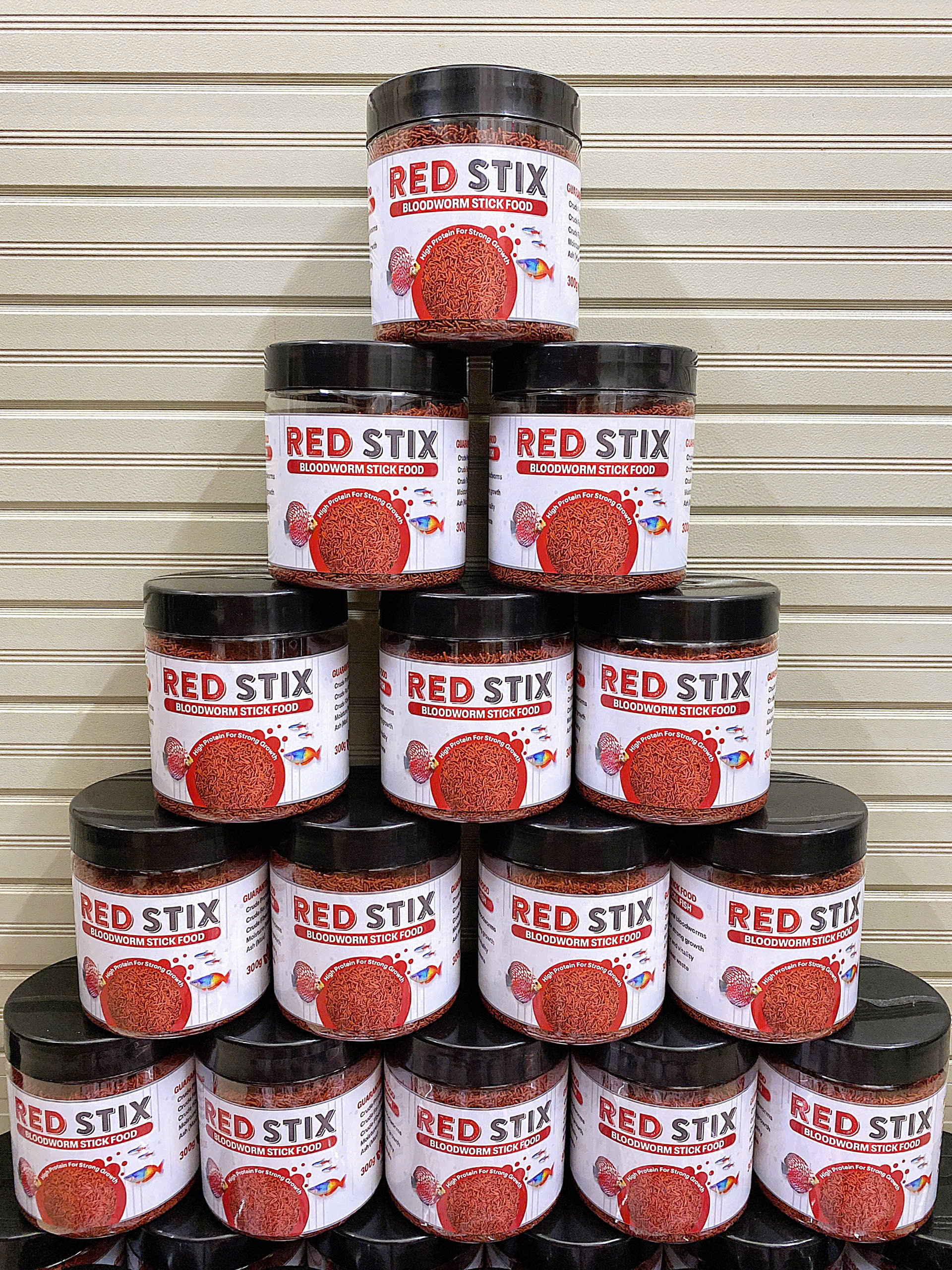 Cám Trùng Huyết Sợi RED STIX 300G Thức ăn cho cá cảnh