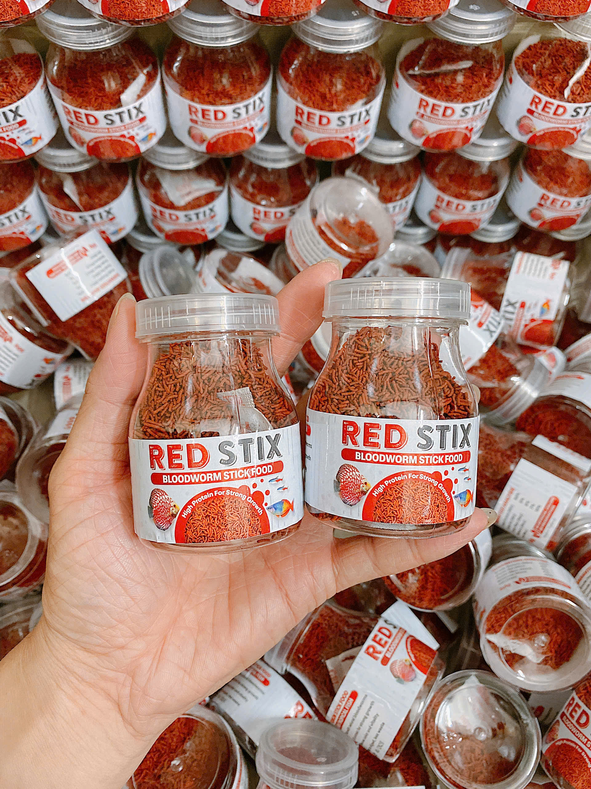 Cám Trùng Huyết Sợi RED STIX 50G Thức ăn cho cá cảnh