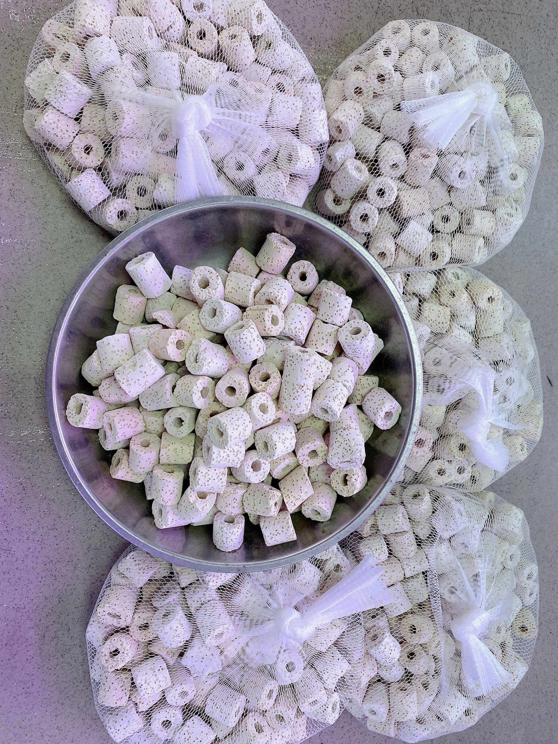Sứ Lọc Bể Cá Loại Nhẫn Trắng Túi 500g Vật Liệu Lọc Hồ Cá