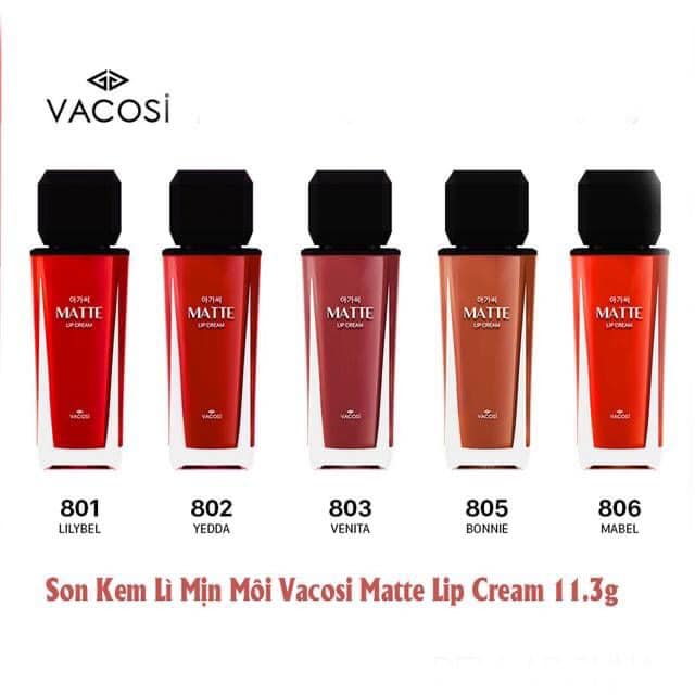 Son kem lì Vacosi Natural Studio Matte Lip Cream 11.3g lên màu chuẩn và lì mịn