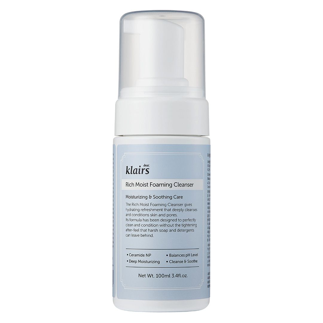 Sữa rửa mặt dạng bọt Klairs Rich Moist Foaming Cleanser 100ml phù hợp với da nhạy cảm