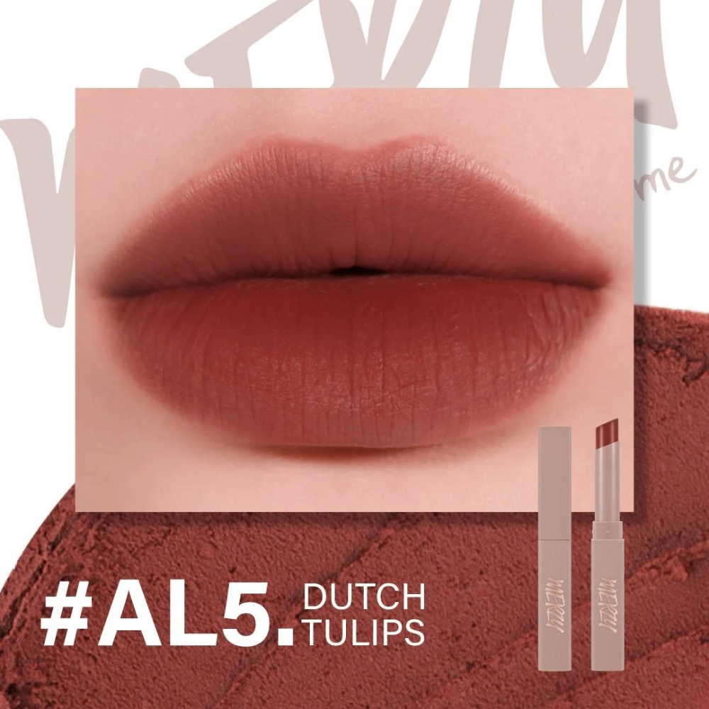 Son thỏi lì Merzy Academia Cotton Lipstick 1.8g lên màu chuẩn, mịn mượt nhẹ môi