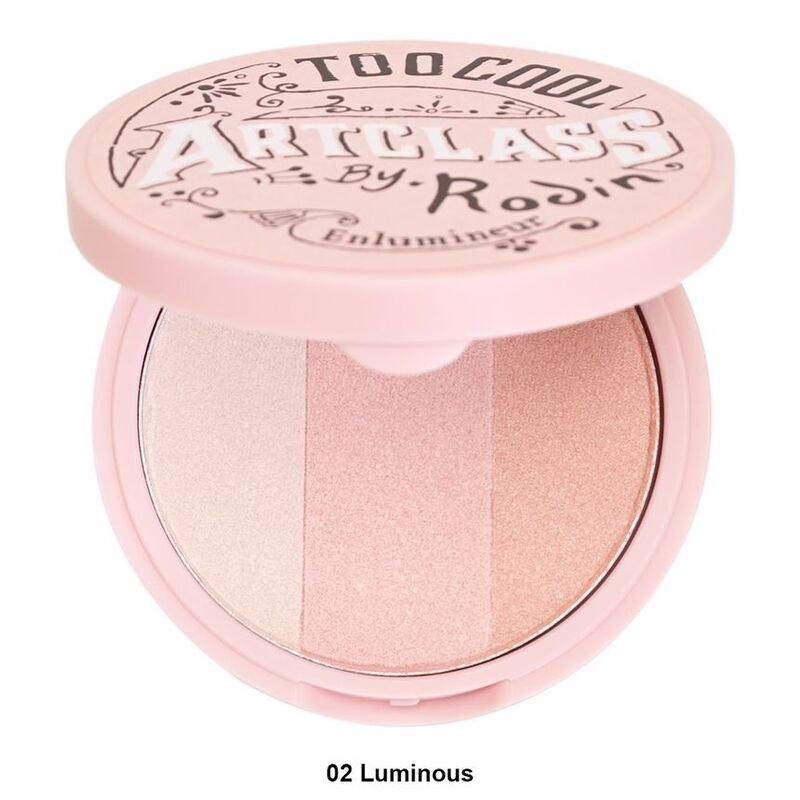 Phấn bắt sáng Too Cool For School Artclass By Rodin Highlighter 11g kết cấu mềm mịn bắt sáng thêm tươi tắn