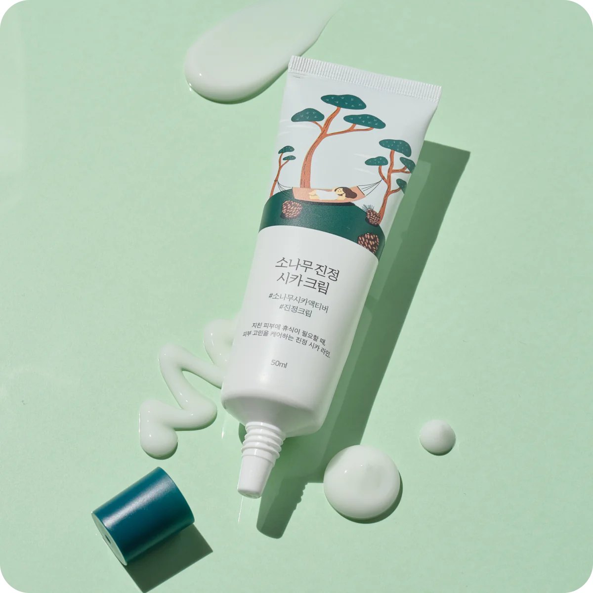 Kem dưỡng Round Lab Pine Calming Cica Cream 50ml làm dịu chuyên sâu những vùng da nhạy cảm