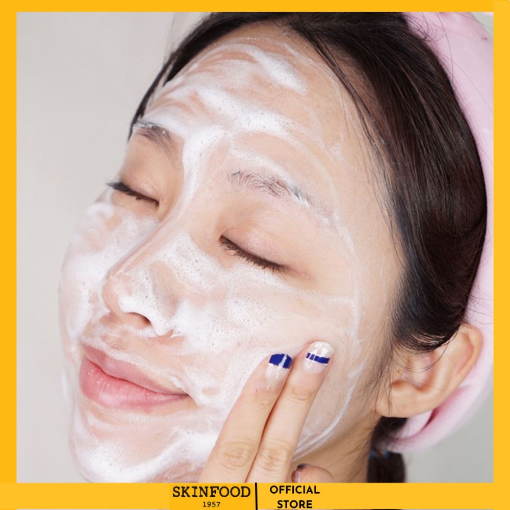 Sữa rửa mặt gạo Skinfood Cleansing Foam 150ml làm sáng và dưỡng trắng cho da mịn màng