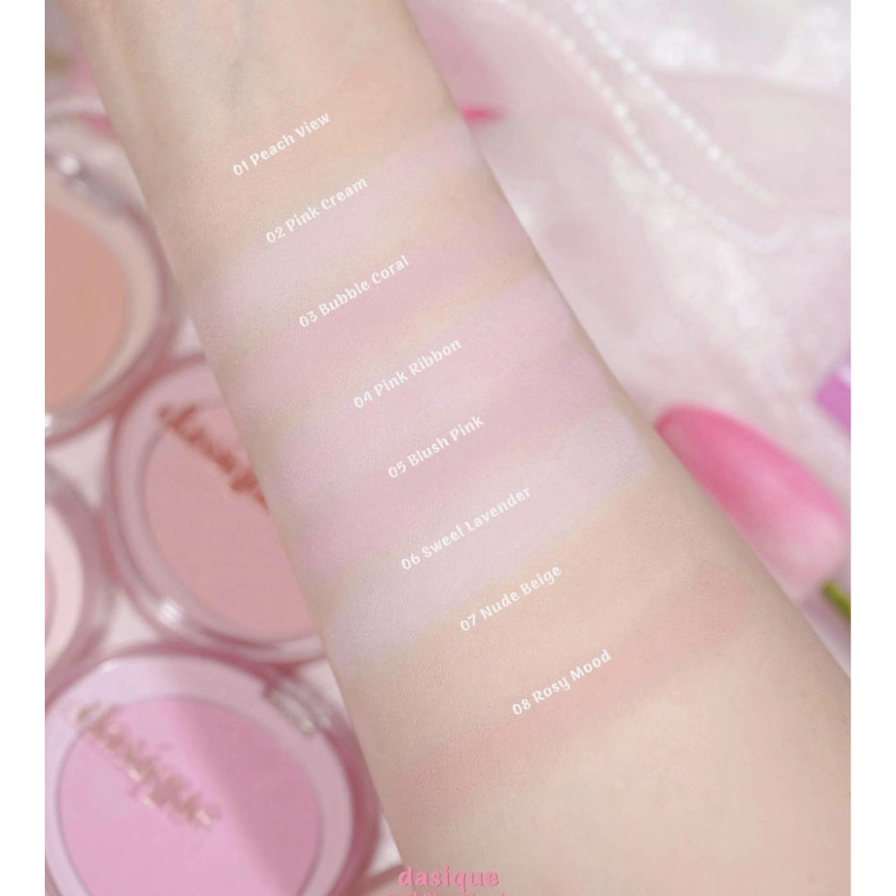 Phấn má hồng Dasique Soft Blur Cheek 5.7g chất phấn dễ tán mang lại lớp nền mịn màng