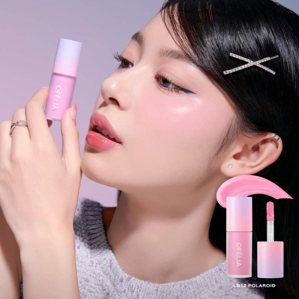 Má hồng dạng kem Ofelia Lolli Liquid Blush 4.3g nhẹ và lên màu đều, dễ dàng sử dụng