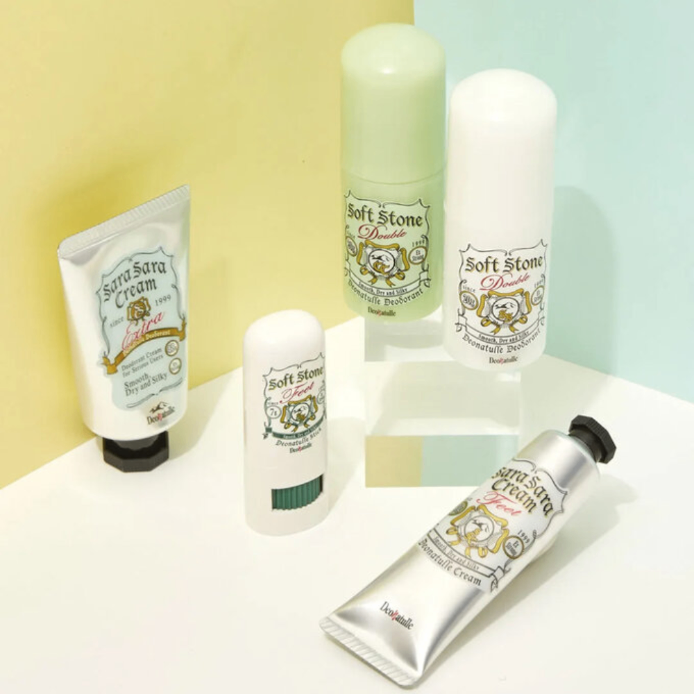Lăn khử mùi đá khoáng nhật Deonatulle Soft Stone Double 20g giúp da sáng kiểm soát mùi