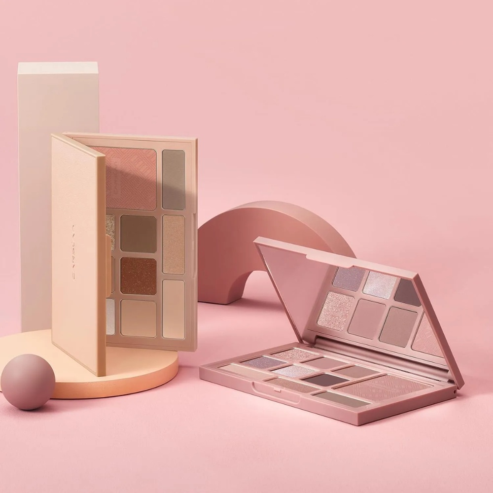 Bảng phấn 10 ô Carslan Silky Twinkle Comprehensive Palette 18g chất phấn mịn lì đa năng