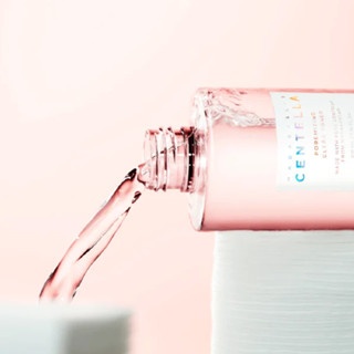 Nước hoa hồng Skin1004 Madagascar Centella Poremizing Clear Toner 210ml điều tiết bã nhờn và giảm lỗ chân lông