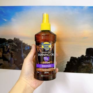 Dầu tắm nắng Banana boat Protective Tanning Oil SPF15 236ml chịu nước và mồ hôi