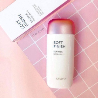Kem chống nắng Missha Soft Finish Sun Milk SPF50+ PA++++ 70ml dành cho da nhạy cảm