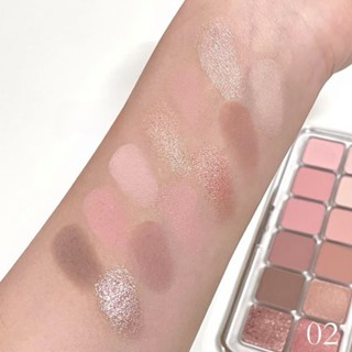 Bảng mắt 12 ô Clio Pro Eye Palette Air thiết kế từ nhựa cao cấp, tối giản mà vẫn sang trọng