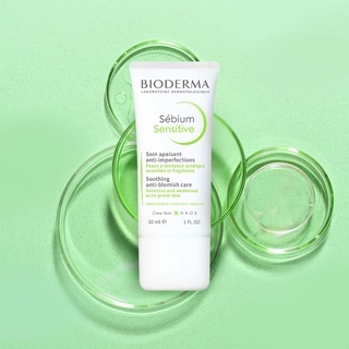 Kem dưỡng ẩm Bioderma Sebium Sensitive Soothing Anti-Blemish Care 30ml dành cho da mụn, nhạy cảm