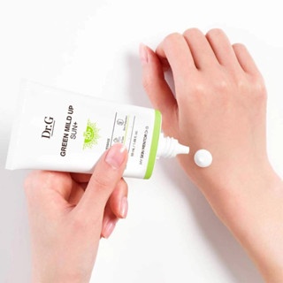 Kem chống nắng vật lý Dr.G Green Mild Up Sun+ SPF50+ PA++++ 50ml an toàn cho da nhạy cảm hạn chế tình trạng lão hóa