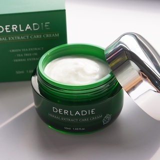 Kem dưỡng Derladie Herbal Extract Cream 50ml giúp giảm mụn làm dịu da tức thì