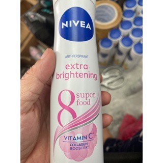 Xịt khử mùi nữ trắng mịn mờ vết thâm Nivea Extra Whitening 150ml giảm tiết mồ hôi ngăn mùi hiệu quả
