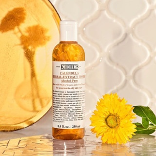 Nước hoa hồng Kiehls Calendula Herbal Extract Alcohol-Free Toner 250ml làm dịu da chống oxy hóa