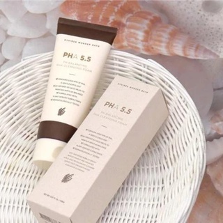 Sữa rửa mặt Byvibes Wonder Bath PHA 5.5 PH Balancing PHA Cleansing Foam 150ml giúp làm sạch các tế bào da chết