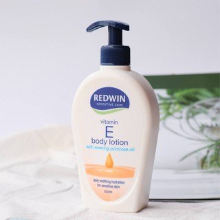 Kem dưỡng Vitamin E body lotion Redwin 400ml giúp cung cấp độ ẩm và nuôi dưỡng làn da mềm mại, mịn màng, tươi sáng