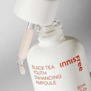 Tinh chất Innisfree Black Tea Youth Enhancing Ampoule 30ml ngăn ngừa lão hóa làm dịu da