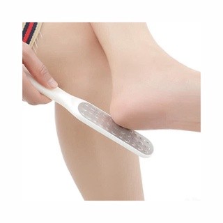 Chà gót chân Vacosi White Food Peeling 2 mặt làm sạch các vùng da chết Có tay cầm giúp dễ dàng