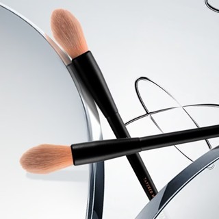 Cọ đánh bắt sáng và má Vacosi Tapered Highlighter Brush M26 5g nhỏ gọn dễ dàng sử dụng