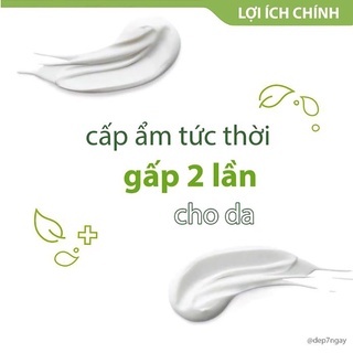 Sữa dưỡng ẩm Simple Hydrating Light Moisturiser 125ml dành cho da nhạy cảm